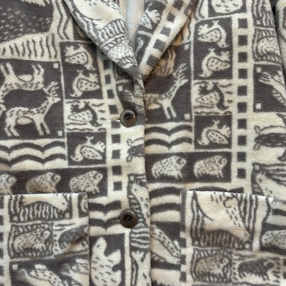 Vintage Nordstrom Fleece 2-Button Coat Artic Animals Cream Ivory Gray Size M - Picture 3 of 5